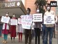 MP: Over 3,000 resident doctors resign, demand written assurance from government - Hindi News | MP: Over 3,000 resident doctors resign, demand written assurance from government | Latest national News at Lokmattimes.com