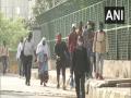 Migrant workers return to Delhi as economic activity resumes on first day of unlock - Hindi News | Migrant workers return to Delhi as economic activity resumes on first day of unlock | Latest national News at Lokmattimes.com