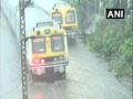 Mumbai: Halted local trains resume services as waterlogging clears - Hindi News | Mumbai: Halted local trains resume services as waterlogging clears | Latest national News at Lokmattimes.com