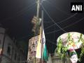 Independence Day: Locals in Kanpur continuing tradition of hoisting national flag at midnight since 1947 - Hindi News | Independence Day: Locals in Kanpur continuing tradition of hoisting national flag at midnight since 1947 | Latest national News at Lokmattimes.com