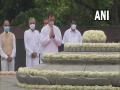Rahul Gandhi pays tribute to Rajiv Gandhi on his 77th birth anniversary - Hindi News | Rahul Gandhi pays tribute to Rajiv Gandhi on his 77th birth anniversary | Latest national News at Lokmattimes.com