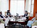 Abdullah Abdullah, Hamid Karzai meet Taliban acting Kabul governor, discuss situation in Afghan capital - Hindi News | Abdullah Abdullah, Hamid Karzai meet Taliban acting Kabul governor, discuss situation in Afghan capital | Latest international News at Lokmattimes.com