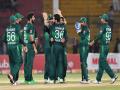 Karachi ODI: Babar Azam, Usman Shinwari ensure easy win for Pak over Sri Lanka - Hindi News | Karachi ODI: Babar Azam, Usman Shinwari ensure easy win for Pak over Sri Lanka | Latest cricket News at Lokmattimes.com