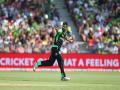BBL: Pakistan's Haris Rauf's throat-cutting celebration sparks controversy - Hindi News | BBL: Pakistan's Haris Rauf's throat-cutting celebration sparks controversy | Latest cricket News at Lokmattimes.com