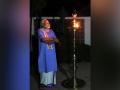 PM Modi lights lamp, leads citizens in expression of collective resolve to fight COVID-19 - Hindi News | PM Modi lights lamp, leads citizens in expression of collective resolve to fight COVID-19 | Latest national News at Lokmattimes.com