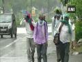 'No option but to walk home': Group of labourers set on 300km journey amid lockdown - Hindi News | 'No option but to walk home': Group of labourers set on 300km journey amid lockdown | Latest national News at Lokmattimes.com