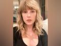 Taylor Swift extends Mother's Day greetings with childhood video - Hindi News | Taylor Swift extends Mother's Day greetings with childhood video | Latest entertainment News at Lokmattimes.com