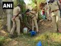 3000 litres of jaggery wash, 50 litres of country liquor seized in Andhra Pradesh - Hindi News | 3000 litres of jaggery wash, 50 litres of country liquor seized in Andhra Pradesh | Latest national News at Lokmattimes.com