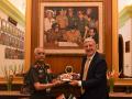 Indian Army Chief meets Italian Envoy, discusses bilateral cooperation - Hindi News | Indian Army Chief meets Italian Envoy, discusses bilateral cooperation | Latest international News at Lokmattimes.com