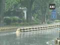 Rain lashes parts of Delhi - Hindi News | Rain lashes parts of Delhi | Latest national News at Lokmattimes.com