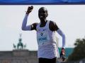 Runners to tussle with Kipchoge for Paris 2024 mass marathon places - Hindi News | Runners to tussle with Kipchoge for Paris 2024 mass marathon places | Latest other-sports News at Lokmattimes.com