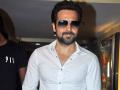 Emraan Hashmi to play IAF officer KC Kuruvilla in 'Vayusena' - Hindi News | Emraan Hashmi to play IAF officer KC Kuruvilla in 'Vayusena' | Latest entertainment News at Lokmattimes.com