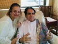 Saira Banu refutes death rumours about Dilip Kumar, says his condition stable - Hindi News | Saira Banu refutes death rumours about Dilip Kumar, says his condition stable | Latest entertainment News at Lokmattimes.com
