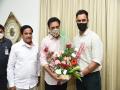 Sydney Test hero Vihari meets KTR, discusses cricket - Hindi News | Sydney Test hero Vihari meets KTR, discusses cricket | Latest cricket News at Lokmattimes.com