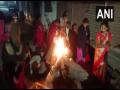 Odisha: People celebrate 'Bhogi' festival in full fervour, light bonfires - Hindi News | Odisha: People celebrate 'Bhogi' festival in full fervour, light bonfires | Latest national News at Lokmattimes.com