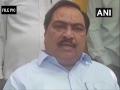 NCP leader Eknath Khadse records his statement before Mumbai Police in phone tapping case - Hindi News | NCP leader Eknath Khadse records his statement before Mumbai Police in phone tapping case | Latest national News at Lokmattimes.com