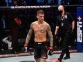 UFC 257: Dustin Poirier stuns Conor McGregor, knocks out Irish fighter in 2nd round - Hindi News | UFC 257: Dustin Poirier stuns Conor McGregor, knocks out Irish fighter in 2nd round | Latest other-sports News at Lokmattimes.com