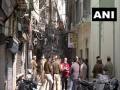 Four-storey building collapses near Delhi's Turkman Gate, no injuries reported - Hindi News | Four-storey building collapses near Delhi's Turkman Gate, no injuries reported | Latest national News at Lokmattimes.com