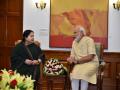 PM Modi remembers Jayalalithaa, says she made noteworthy efforts to empower 'Nari Shakti' - Hindi News | PM Modi remembers Jayalalithaa, says she made noteworthy efforts to empower 'Nari Shakti' | Latest national News at Lokmattimes.com