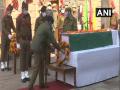 Wreath laying ceremony of SPO killed in Budgam encounter held in J-K's Srinagar - Hindi News | Wreath laying ceremony of SPO killed in Budgam encounter held in J-K's Srinagar | Latest national News at Lokmattimes.com