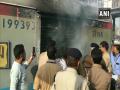 Fire breaks out in Lucknow-bound Shatabdi Express at Ghaziabad station, no casualties reported - Hindi News | Fire breaks out in Lucknow-bound Shatabdi Express at Ghaziabad station, no casualties reported | Latest national News at Lokmattimes.com
