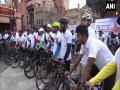 Cycle rally organised in Amritsar to celebrate 75 years of independence - Hindi News | Cycle rally organised in Amritsar to celebrate 75 years of independence | Latest national News at Lokmattimes.com