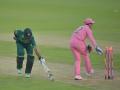 He was asking fielder to back up: Shamsi defends de Kock post run-out controversy - Hindi News | He was asking fielder to back up: Shamsi defends de Kock post run-out controversy | Latest cricket News at Lokmattimes.com