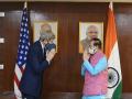 Prakash Javadekar meets John Kerry, discusses climate, joint research - Hindi News | Prakash Javadekar meets John Kerry, discusses climate, joint research | Latest international News at Lokmattimes.com