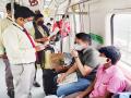 Delhi Metro's flying squad penalises 672 commuters for violating Covid-19 rules - Hindi News | Delhi Metro's flying squad penalises 672 commuters for violating Covid-19 rules | Latest national News at Lokmattimes.com