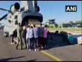 COVID-19: IAF's Chinook helicopter leaves for Leh from Jammu with bio-safety cabinet and centrifuges - Hindi News | COVID-19: IAF's Chinook helicopter leaves for Leh from Jammu with bio-safety cabinet and centrifuges | Latest national News at Lokmattimes.com
