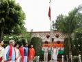 Nadda hoists Tricolour at BJP headquarters - Hindi News | Nadda hoists Tricolour at BJP headquarters | Latest politics News at Lokmattimes.com