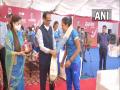 Shivraj Singh Chouhan felicitates 2020 Tokyo Olympics women's hockey team - Hindi News | Shivraj Singh Chouhan felicitates 2020 Tokyo Olympics women's hockey team | Latest national News at Lokmattimes.com