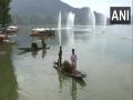 Cleanliness drive of Dal Lake in Srinagar in full swing - Hindi News | Cleanliness drive of Dal Lake in Srinagar in full swing | Latest national News at Lokmattimes.com