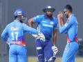 IPL 2021: Avesh, Axar shine as Delhi restrict Mumbai to 129/8 - Hindi News | IPL 2021: Avesh, Axar shine as Delhi restrict Mumbai to 129/8 | Latest cricket News at Lokmattimes.com
