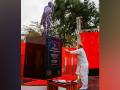 Rajnath Singh unveils statue of Mahatma Gandhi in Lakshadweep - Hindi News | Rajnath Singh unveils statue of Mahatma Gandhi in Lakshadweep | Latest national News at Lokmattimes.com