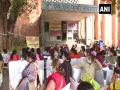 Medical staff of Delhi's Hindu Rao Hospital go on indefinite strike due to non-payment of salary, emergency services to continue - Hindi News | Medical staff of Delhi's Hindu Rao Hospital go on indefinite strike due to non-payment of salary, emergency services to continue | Latest national News at Lokmattimes.com