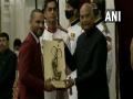 Shikhar Dhawan, Bhavina Patel, Suhas Yathiraj among 35 athletes conferred Arjuna Award - Hindi News | Shikhar Dhawan, Bhavina Patel, Suhas Yathiraj among 35 athletes conferred Arjuna Award | Latest tennis News at Lokmattimes.com