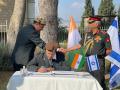 Army Chief Narvane visits Indian Soldiers War Memorial in Jerusalem - Hindi News | Army Chief Narvane visits Indian Soldiers War Memorial in Jerusalem | Latest international News at Lokmattimes.com