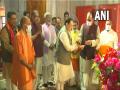 BJP national president JP Nadda offers prayers at UP's Gorakhnath temple - Hindi News | BJP national president JP Nadda offers prayers at UP's Gorakhnath temple | Latest national News at Lokmattimes.com