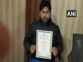Asked to return degree for praising PM Modi, claims AMU PhD scholar; varsity calls it 'baseless allegation' - Hindi News | Asked to return degree for praising PM Modi, claims AMU PhD scholar; varsity calls it 'baseless allegation' | Latest national News at Lokmattimes.com