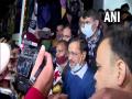 Kejriwal flags-off first train from Delhi to Ayodhya under 'Mukyamantri Tirth Yatra Yojna' - Hindi News | Kejriwal flags-off first train from Delhi to Ayodhya under 'Mukyamantri Tirth Yatra Yojna' | Latest national News at Lokmattimes.com