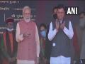 PM Modi inaugurates, lays foundation stone for multiple projects worth Rs 18,000 cr in Dehradun - Hindi News | PM Modi inaugurates, lays foundation stone for multiple projects worth Rs 18,000 cr in Dehradun | Latest politics News at Lokmattimes.com