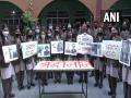 School students in Jammu pay tributes to CDS Rawat - Hindi News | School students in Jammu pay tributes to CDS Rawat | Latest national News at Lokmattimes.com