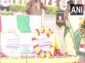Telangana Governor pays floral tribute to CDS Bipin Rawat at Madras Regimental Centre - Hindi News | Telangana Governor pays floral tribute to CDS Bipin Rawat at Madras Regimental Centre | Latest national News at Lokmattimes.com