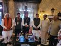 Dhami, Khattar, Sawant among CMs present in BJP ruled states CM conclave in Varanasi - Hindi News | Dhami, Khattar, Sawant among CMs present in BJP ruled states CM conclave in Varanasi | Latest national News at Lokmattimes.com