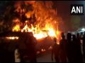 Fire breaks out at marriage hall in Maharashtra's Bhiwandi - Hindi News | Fire breaks out at marriage hall in Maharashtra's Bhiwandi | Latest maharashtra News at Lokmattimes.com
