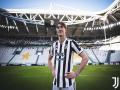 Serie A: Dusan Vlahovic joins Juventus from Fiorentina - Hindi News | Serie A: Dusan Vlahovic joins Juventus from Fiorentina | Latest football News at Lokmattimes.com