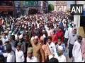 Hyderabad: AIMIM supporters protest over firing on Owaisi's convoy - Hindi News | Hyderabad: AIMIM supporters protest over firing on Owaisi's convoy | Latest national News at Lokmattimes.com