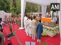 Rahul Bajaj cremated with full state honours in Pune - Hindi News | Rahul Bajaj cremated with full state honours in Pune | Latest national News at Lokmattimes.com