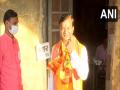 6th phase UP polls: BJP-Yogi wave in state, says Anand Swarup after casting vote from Ballia - Hindi News | 6th phase UP polls: BJP-Yogi wave in state, says Anand Swarup after casting vote from Ballia | Latest politics News at Lokmattimes.com